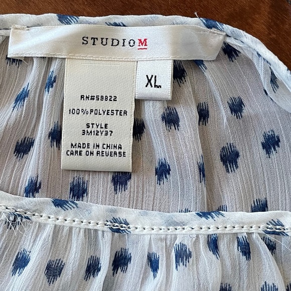 Studio M White and Blue blouse, size XL - Picture 6 of 6